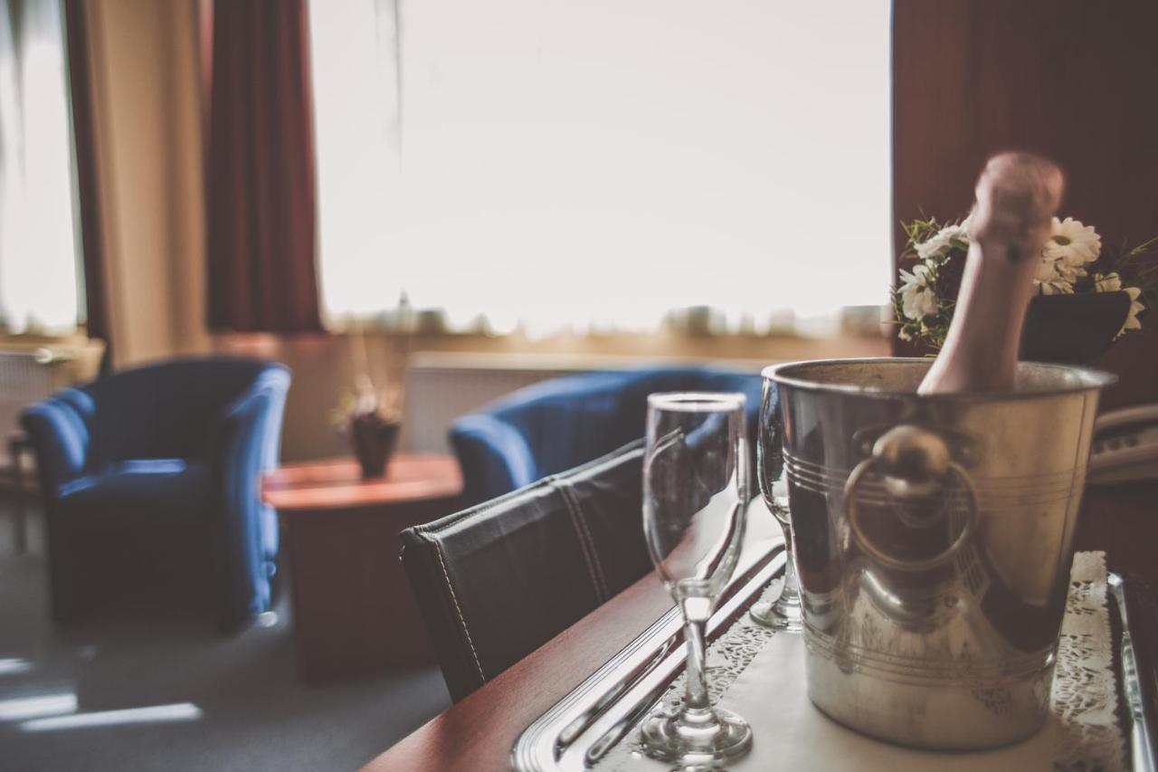 Fordan Hotel Pécs Extérieur photo