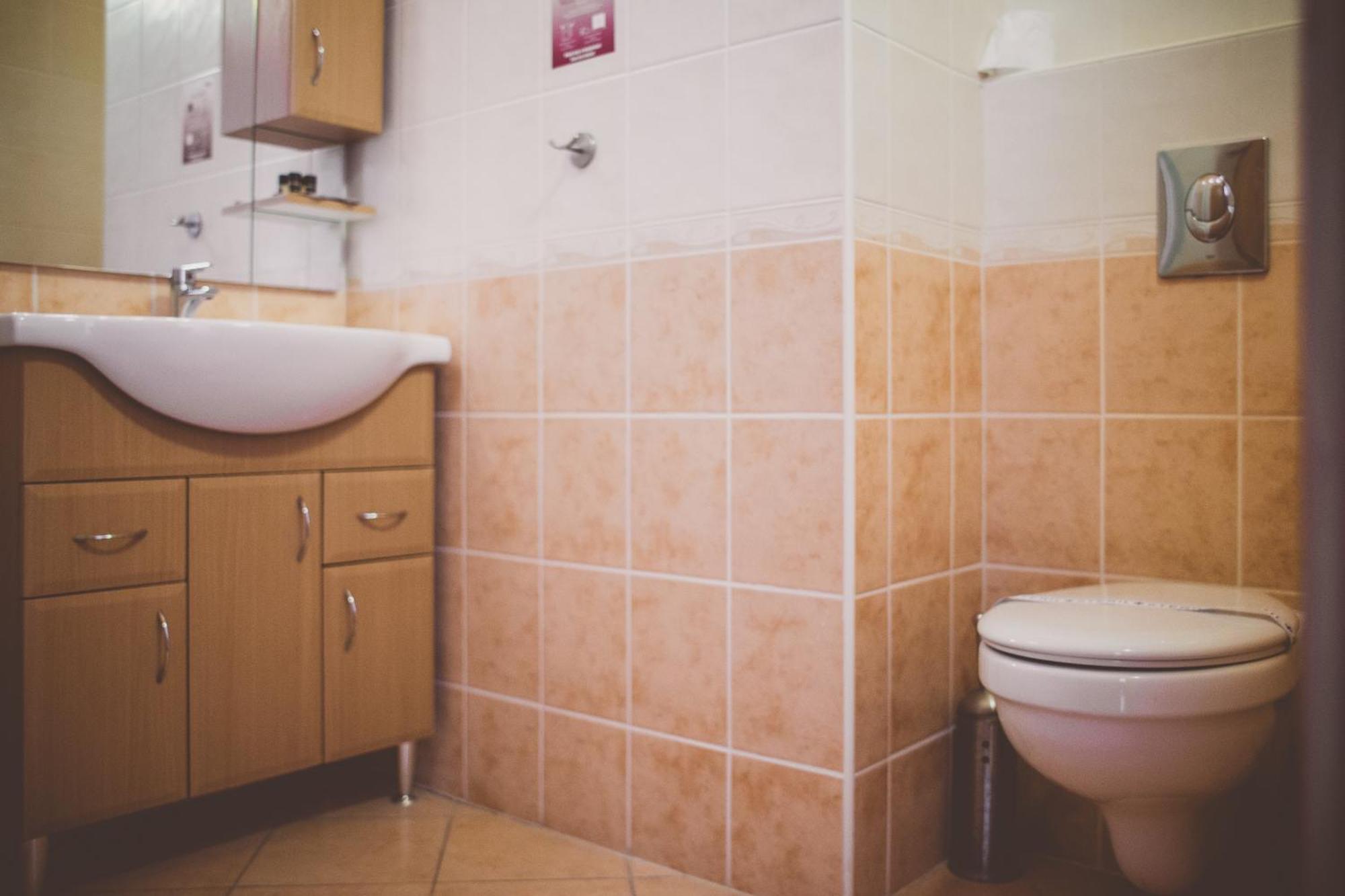 Fordan Hotel Pécs Extérieur photo