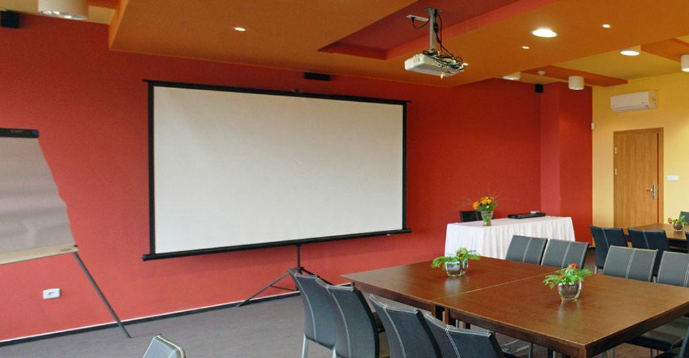 Fordan Hotel Pécs Extérieur photo